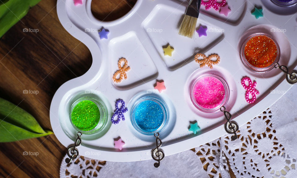 artistic painting palette glitter magic