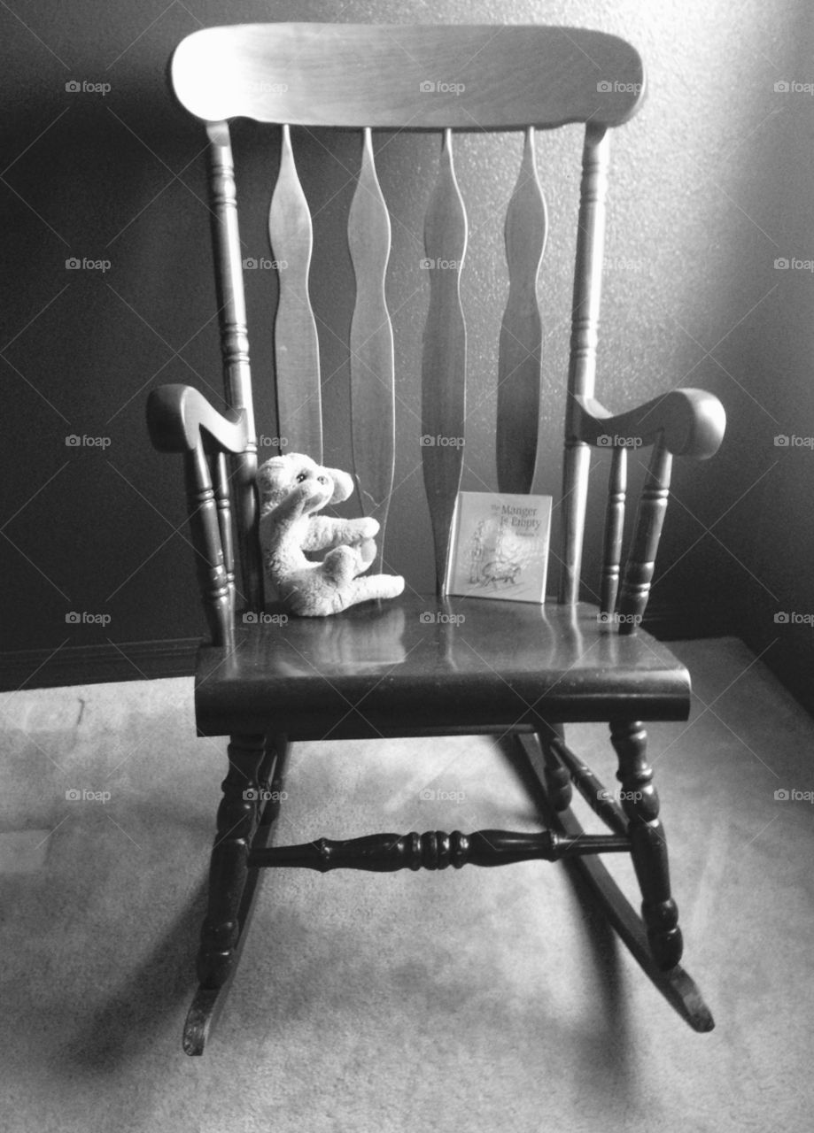 Rocking Chair. Rocking Chair with Rufus and bedtime story