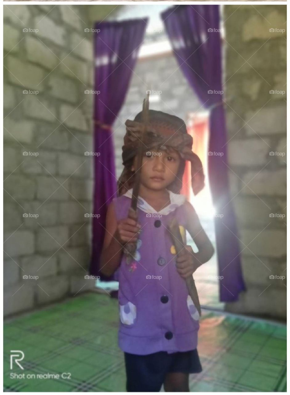 womens child of heroes