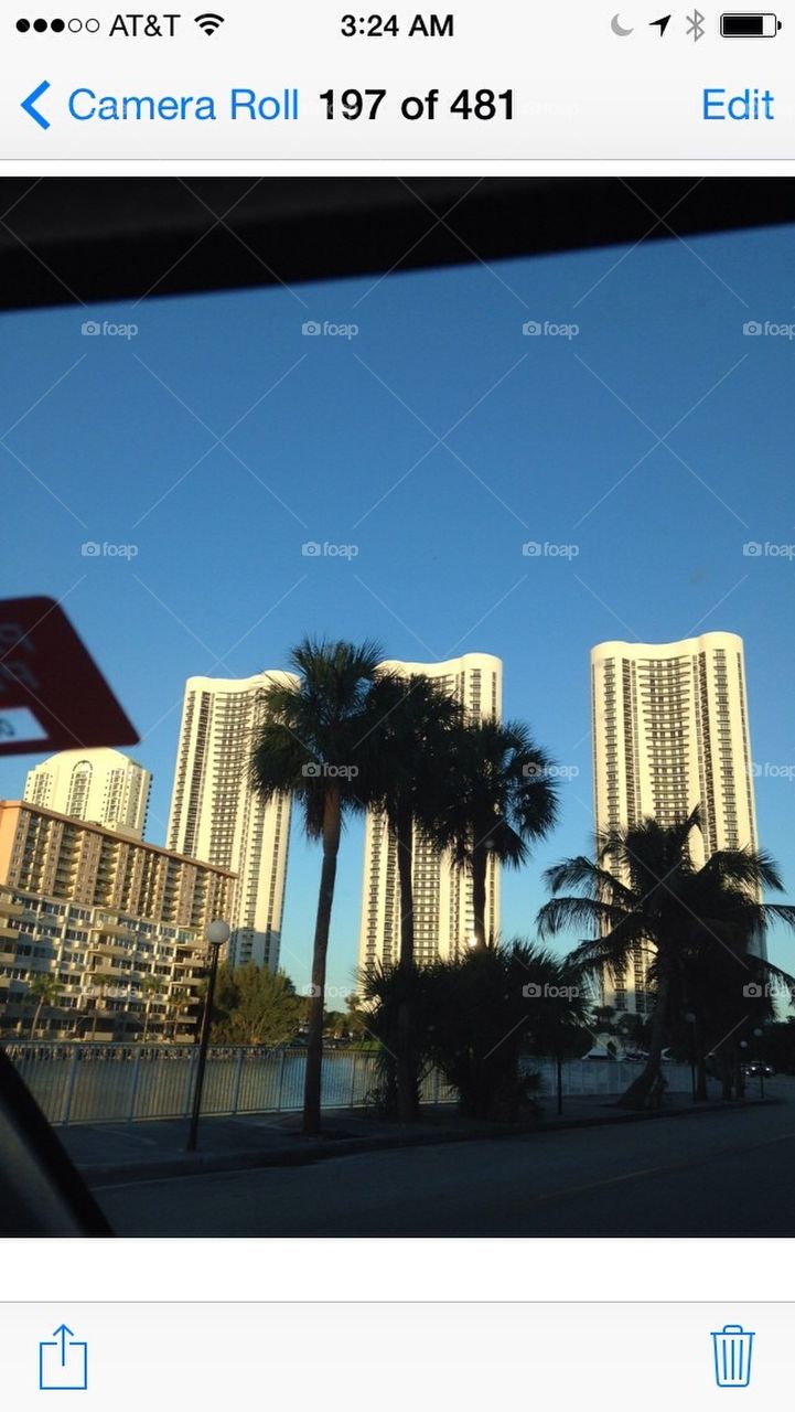 Towers of Sunny Isles