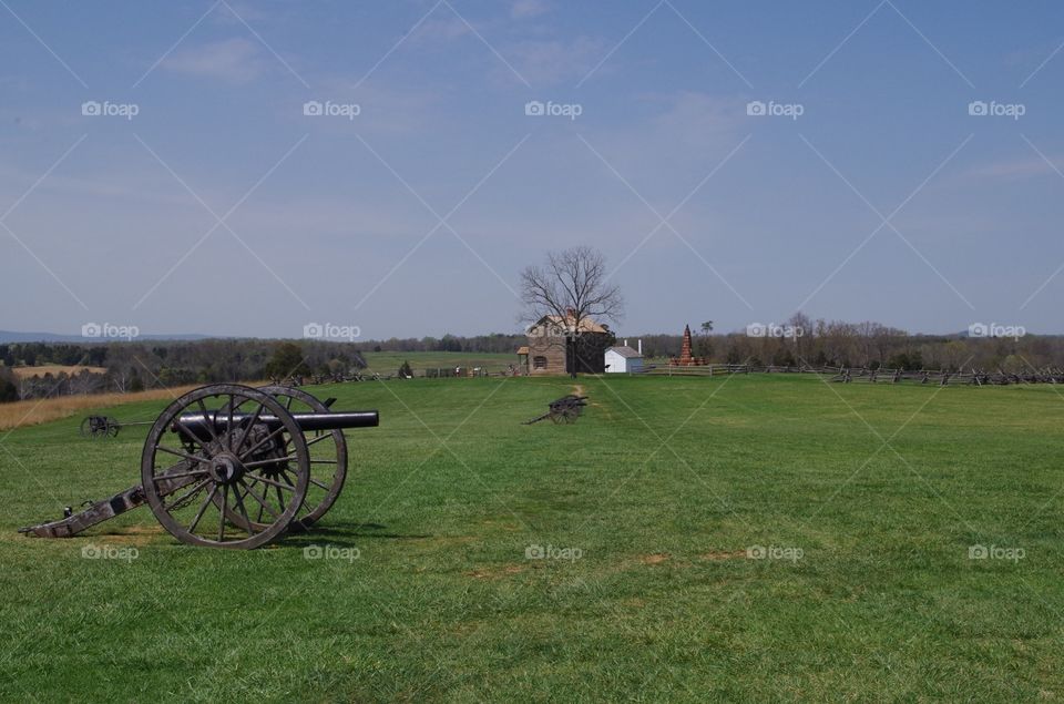 Cannon on battlefield 