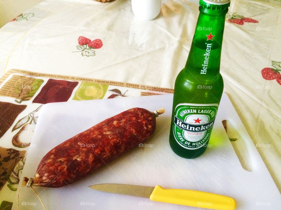 Enjoying my beer 🍺 Heineken! 