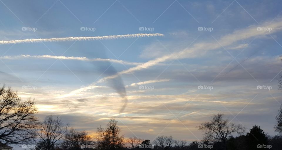 Criss Cross Grey Wisp