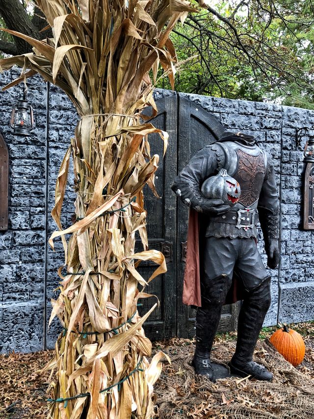Headless horseman 