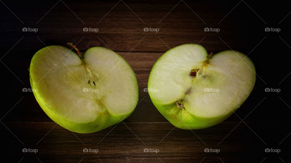 apple