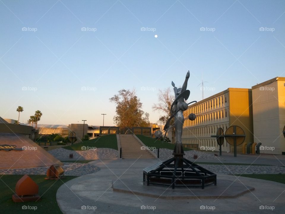beautiful piece of art, arquitectura en la Universidad Autónoma de Baja California