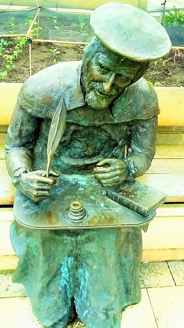 Sitting Male Sculpture 