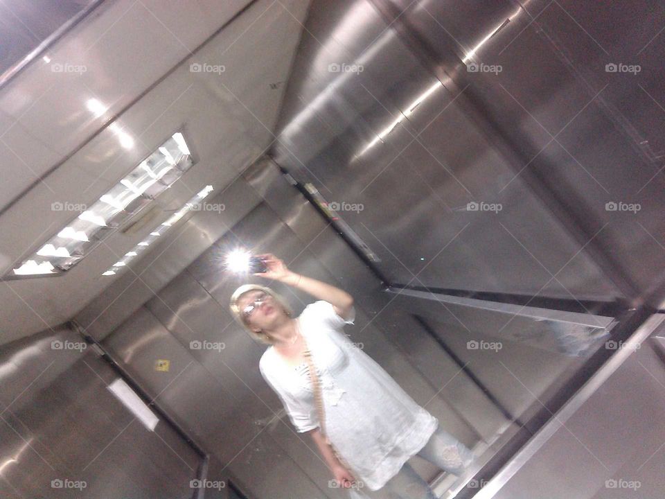 Elevator selfie