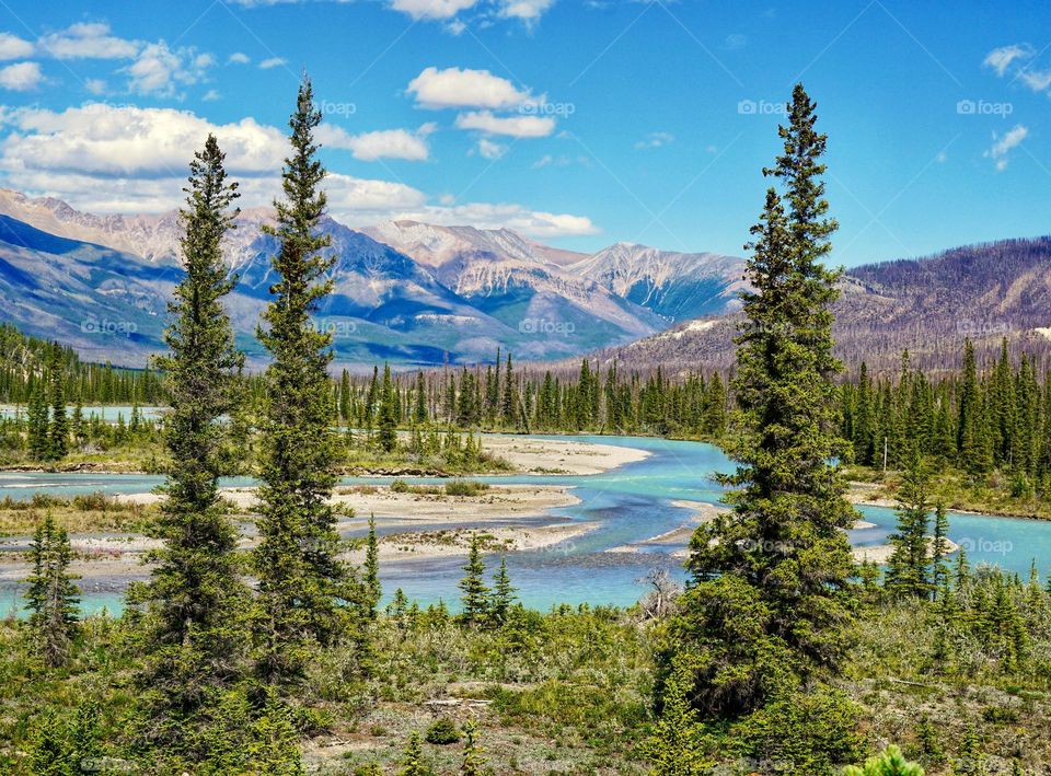 After a very overcast day the sun made an appearance here at this exact spot … breathtakingly beautiful Canada 🇨🇦