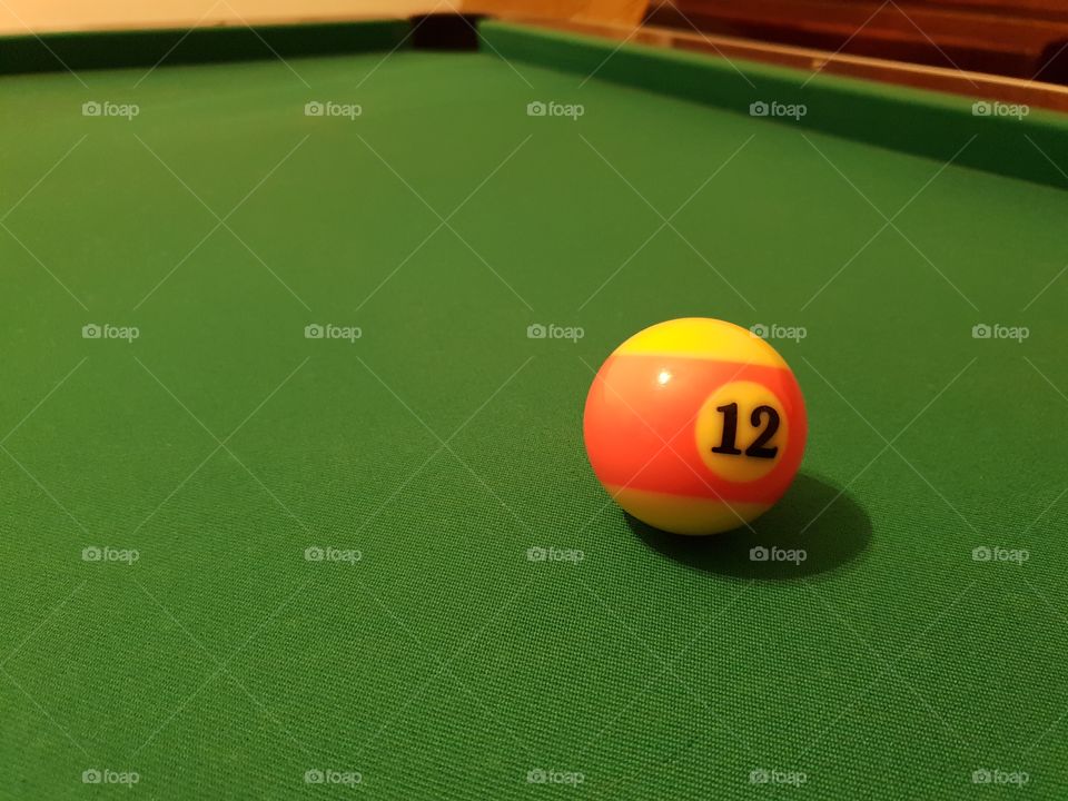 12 billiard-ball (pink)