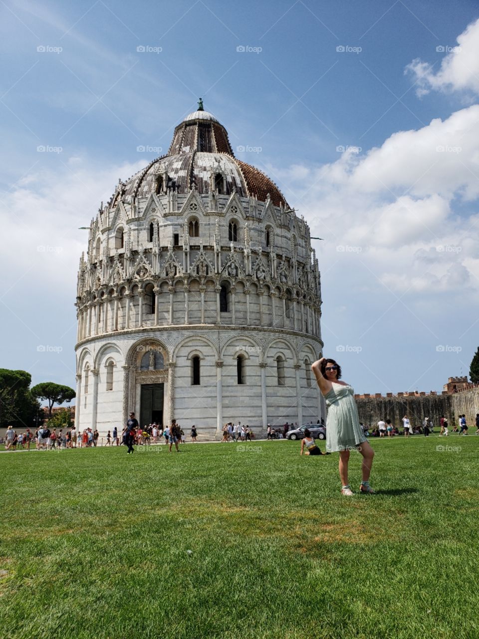 posando en Italia, Pisa