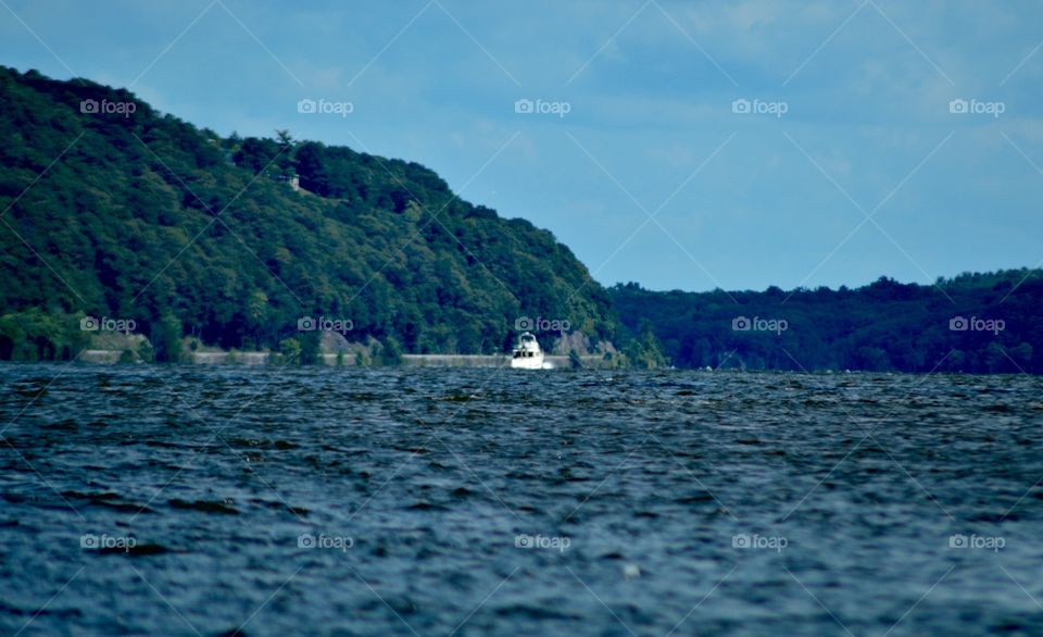 Boating on Hudson