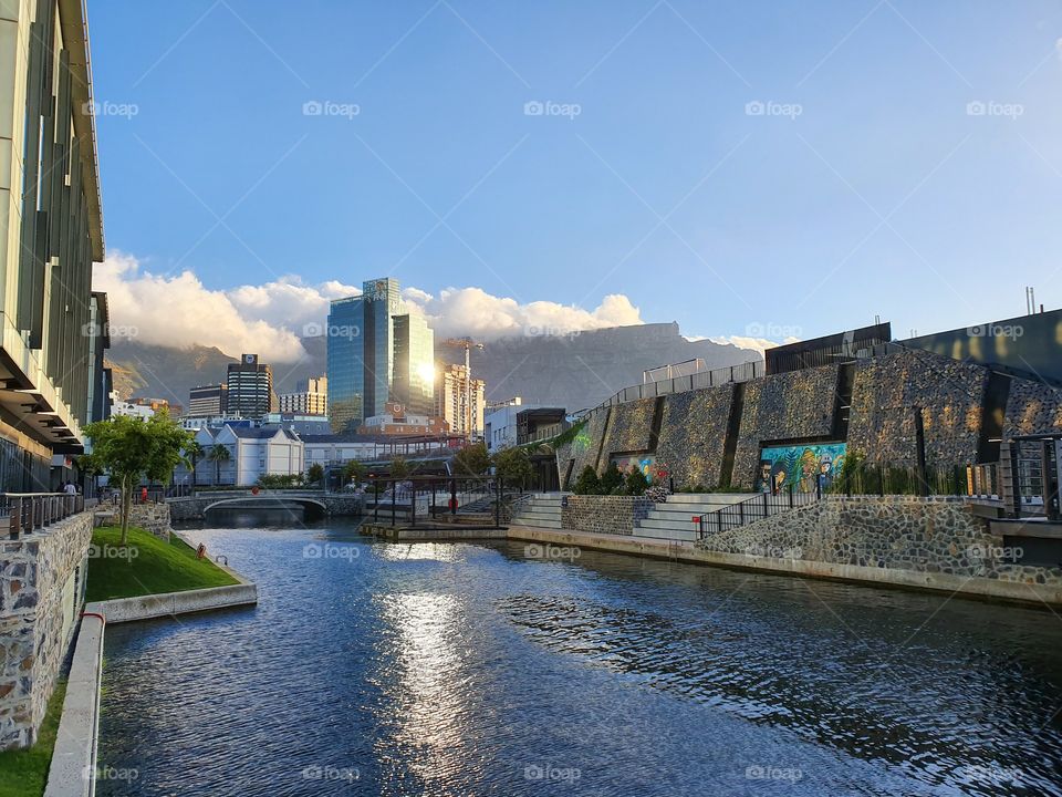 Capetown V&A Waterfront Table mountain view