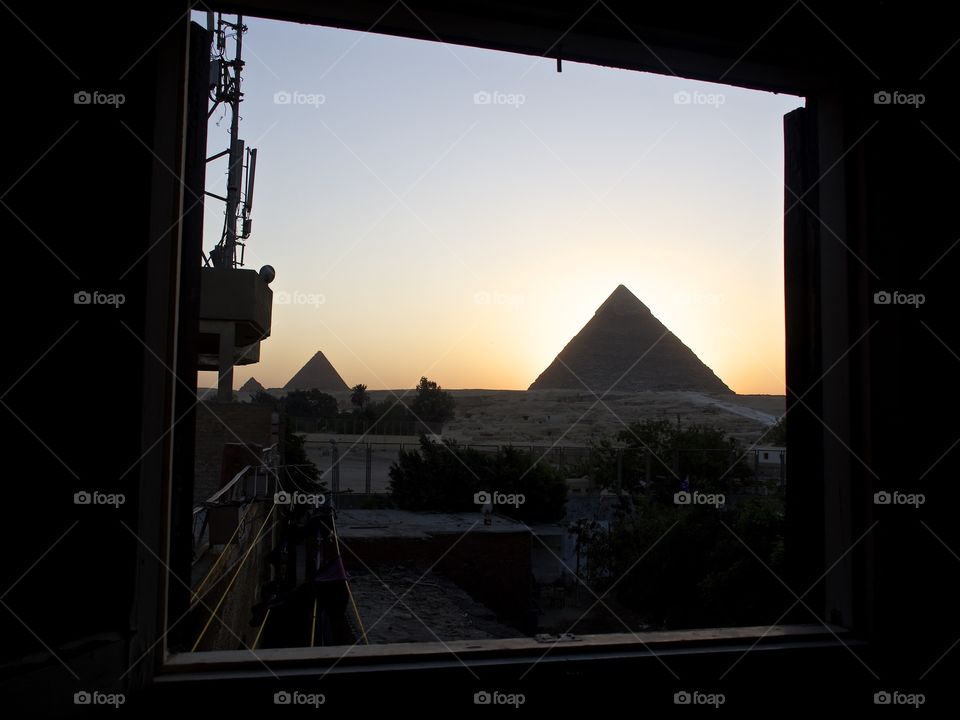 Bedroom view of the Giza Pyramids