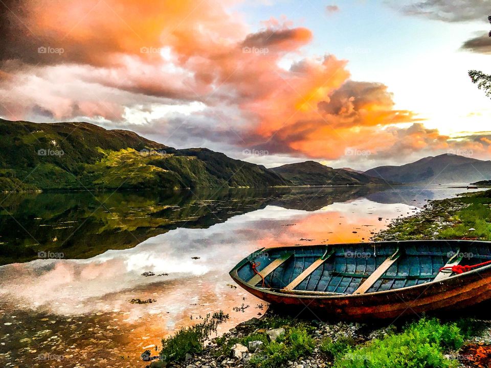 Sunset over Loch Duich at Isle of Skye 