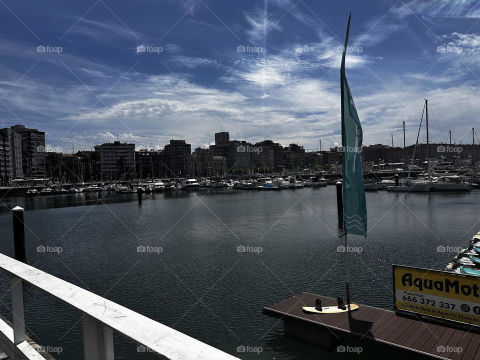 Puerto de Gijón 