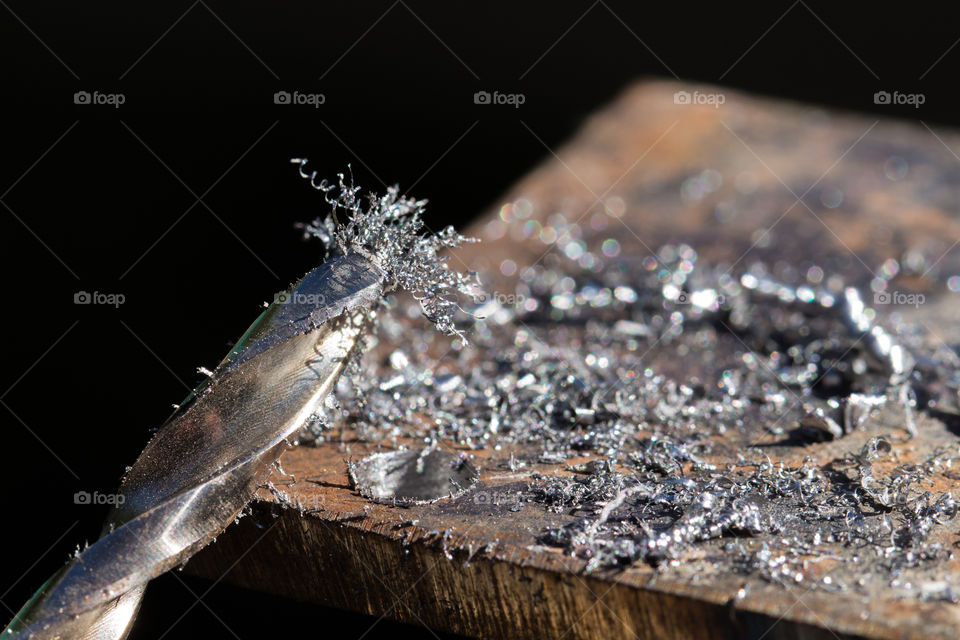 Steel wick with iron shavings