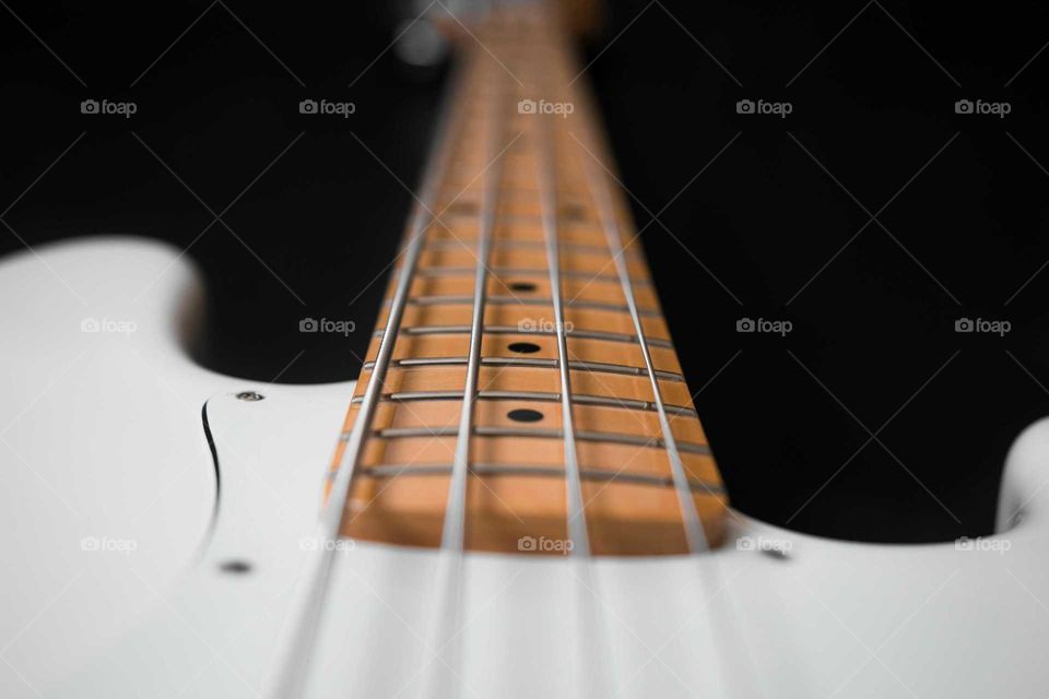 White Bass Guitar 2