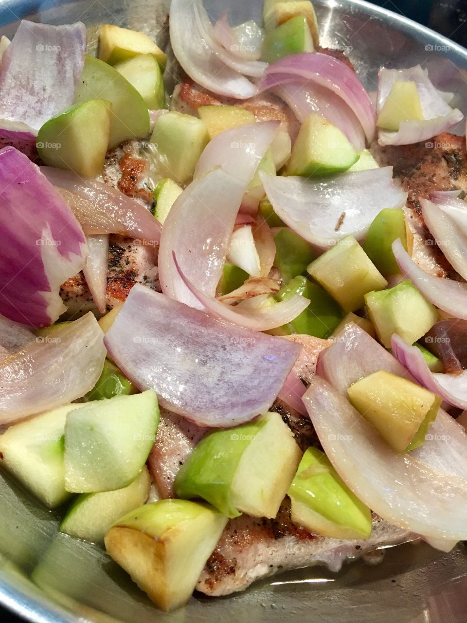 Pork Chops with Red Onion and Granny Smith Apples