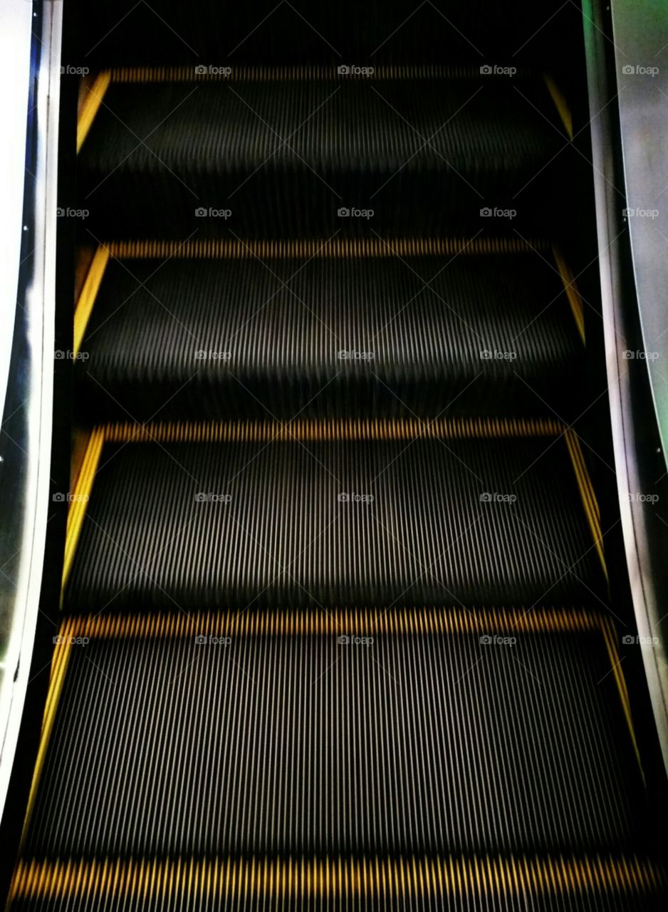 escalator
