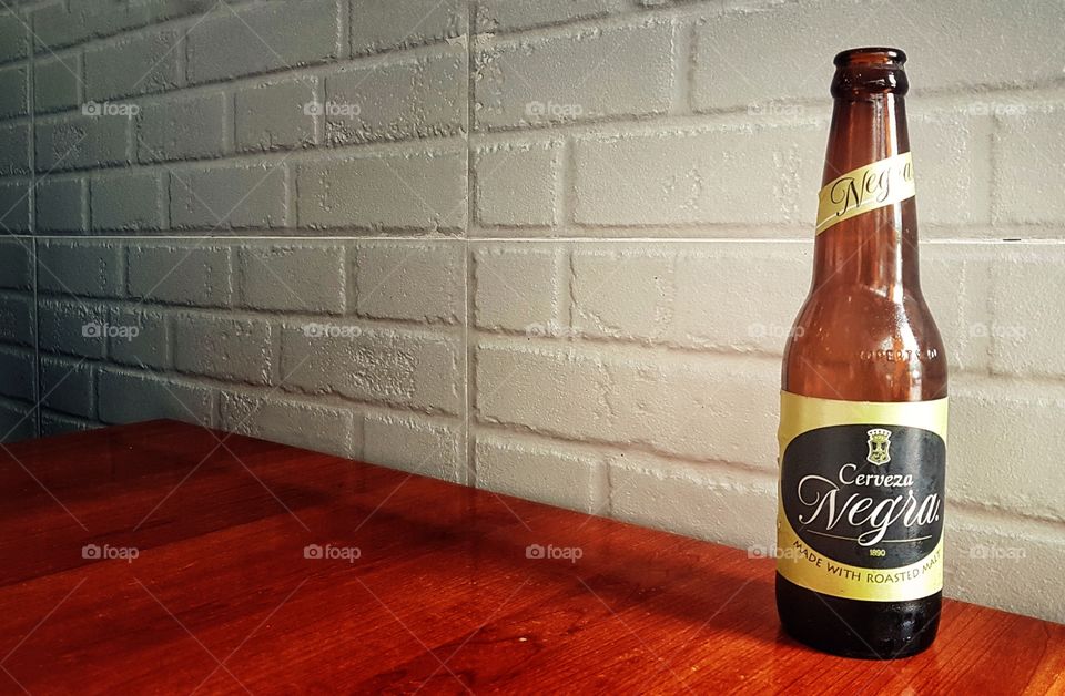 cerveza negra - san miguel dark beer