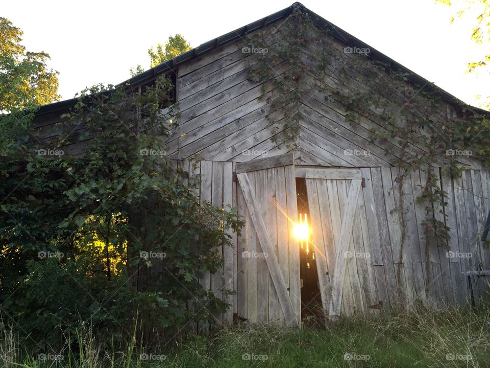 Missouri Ozarks Barn Sunset