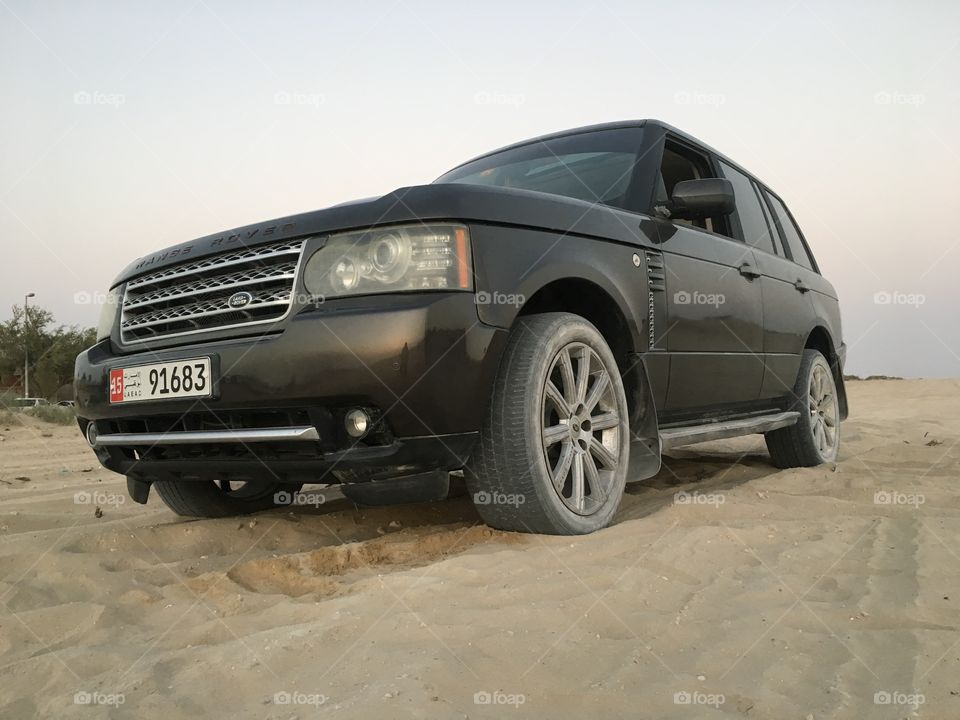 desert drive with Range Rover 