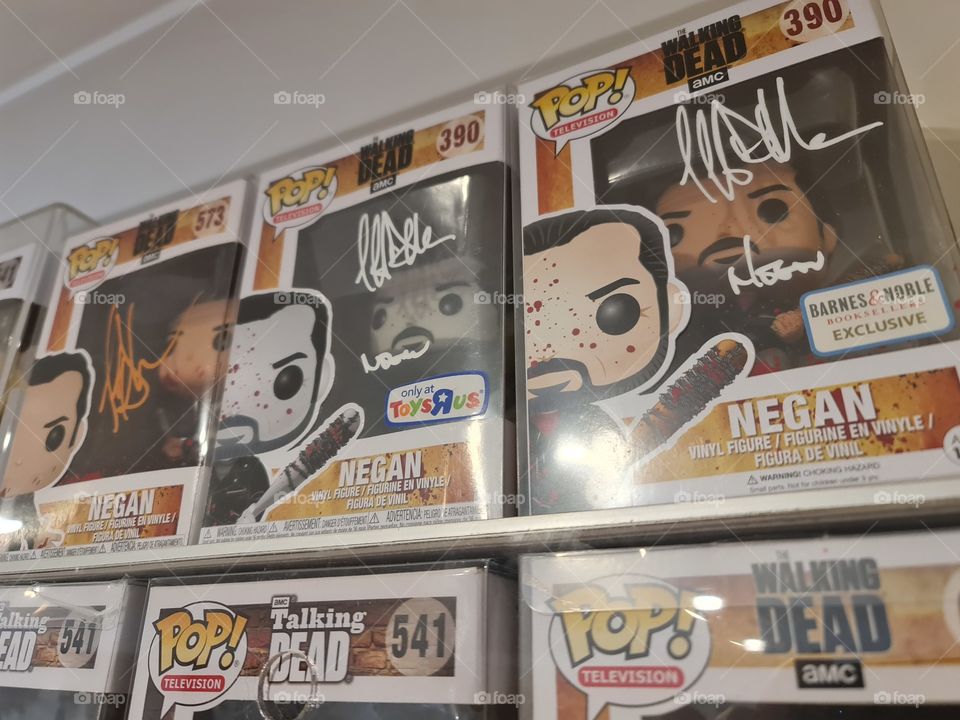 Pop! vinyl Funko Walking dead amazing 2021  signed " Negan " Funko Pop! vinyl