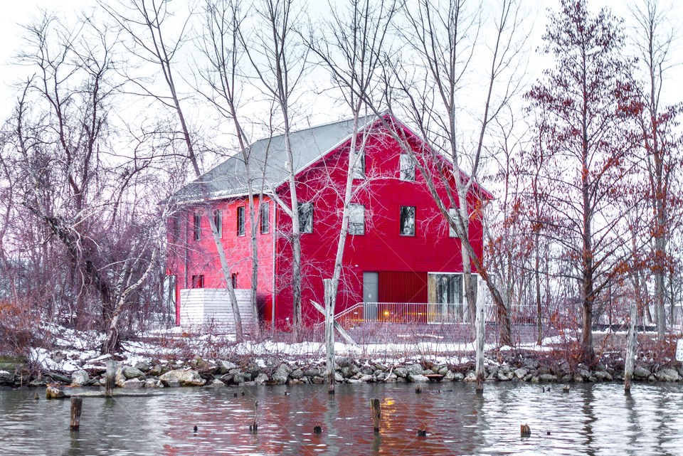 Red house on the Hudson