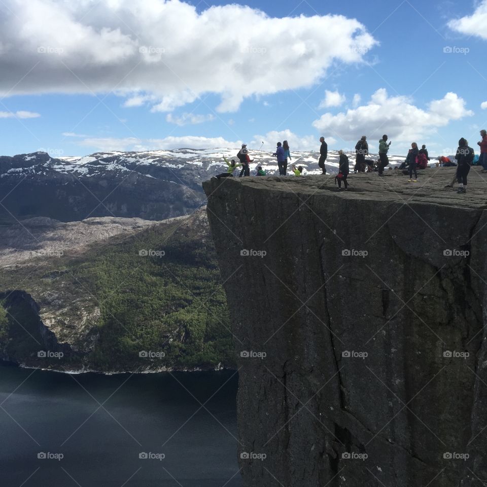 Preikestolen
Preachers rock
Pulpit rock

Norway