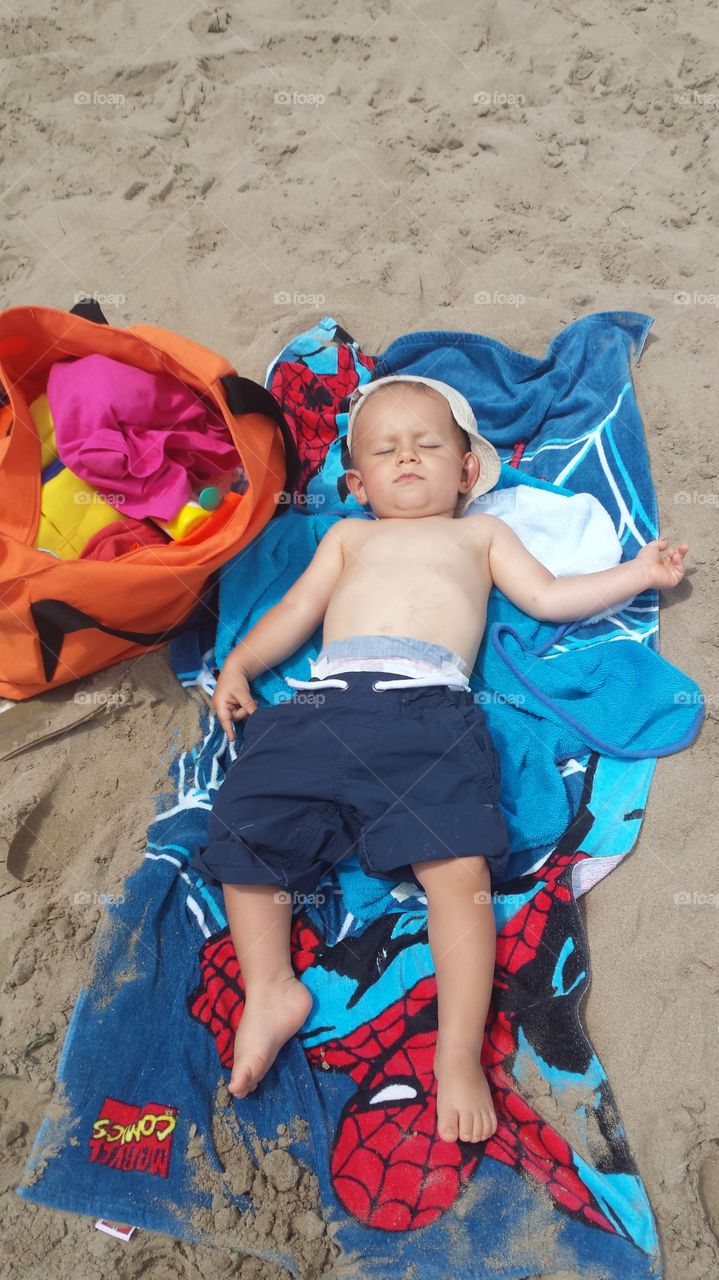 My littel Noah take Sun
