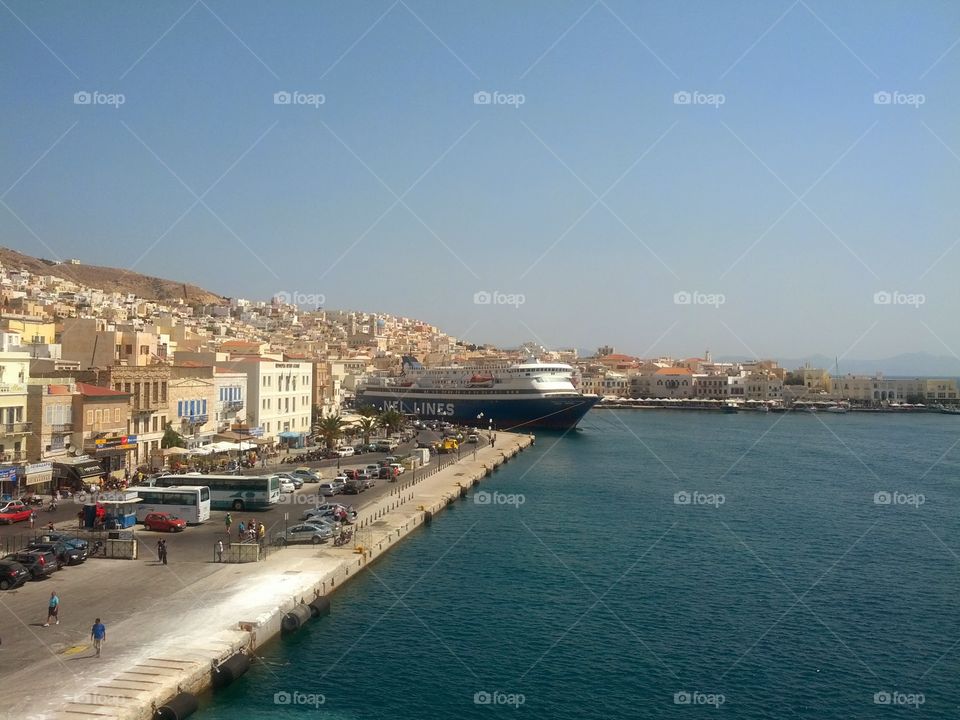 Syros port