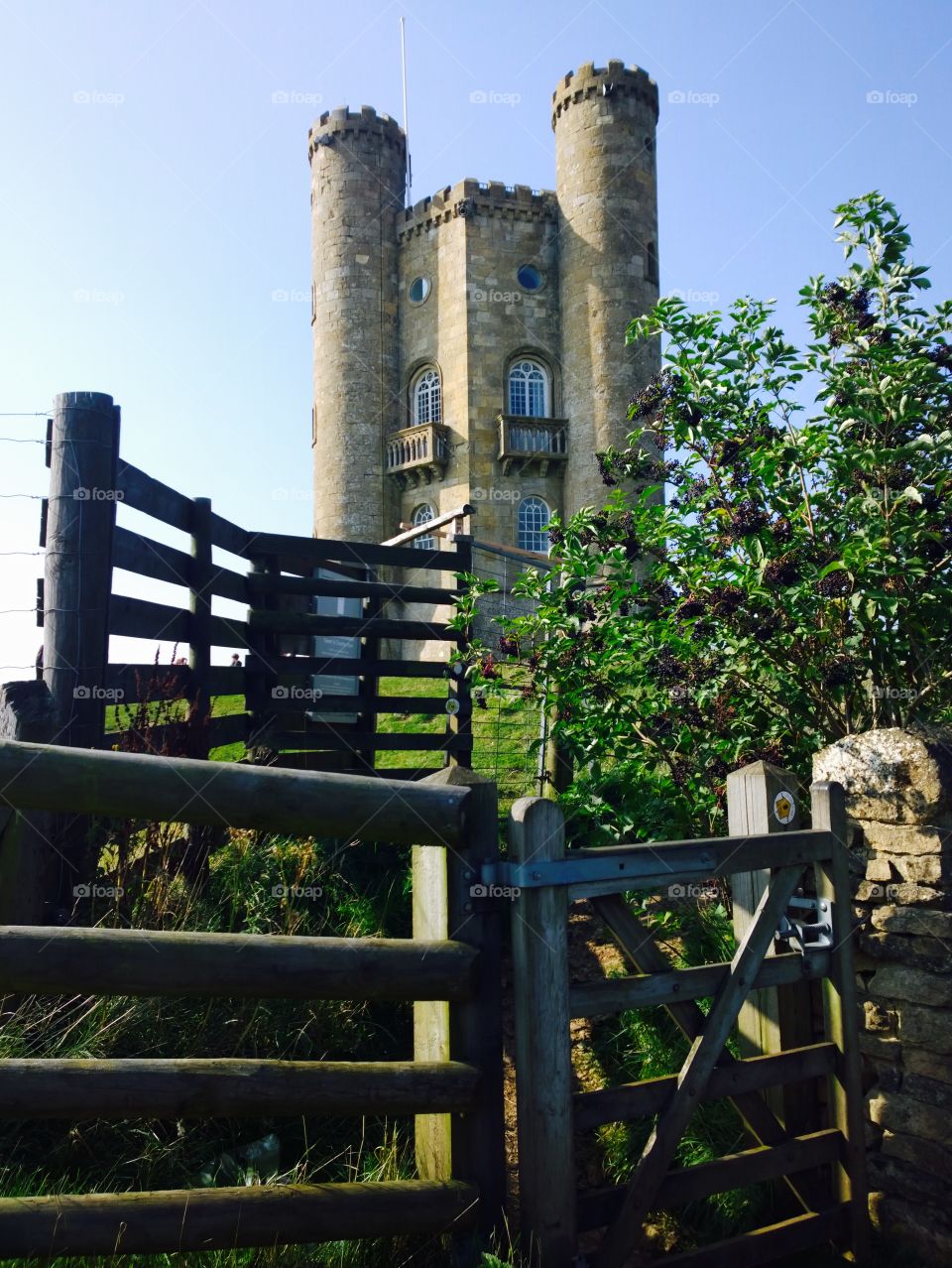 Tower. Broadway tower