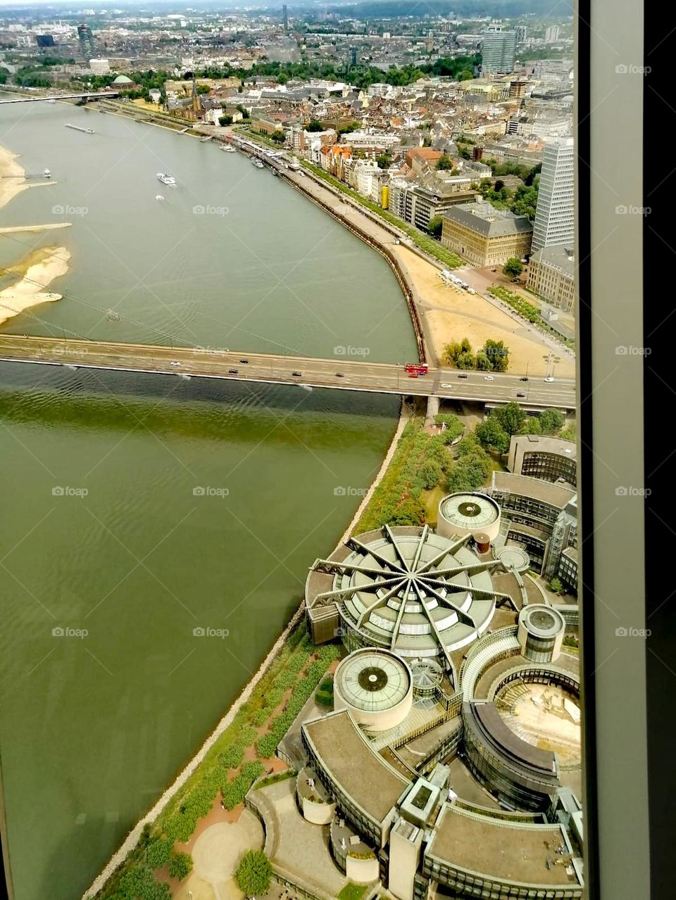 View of the river and arch and the city