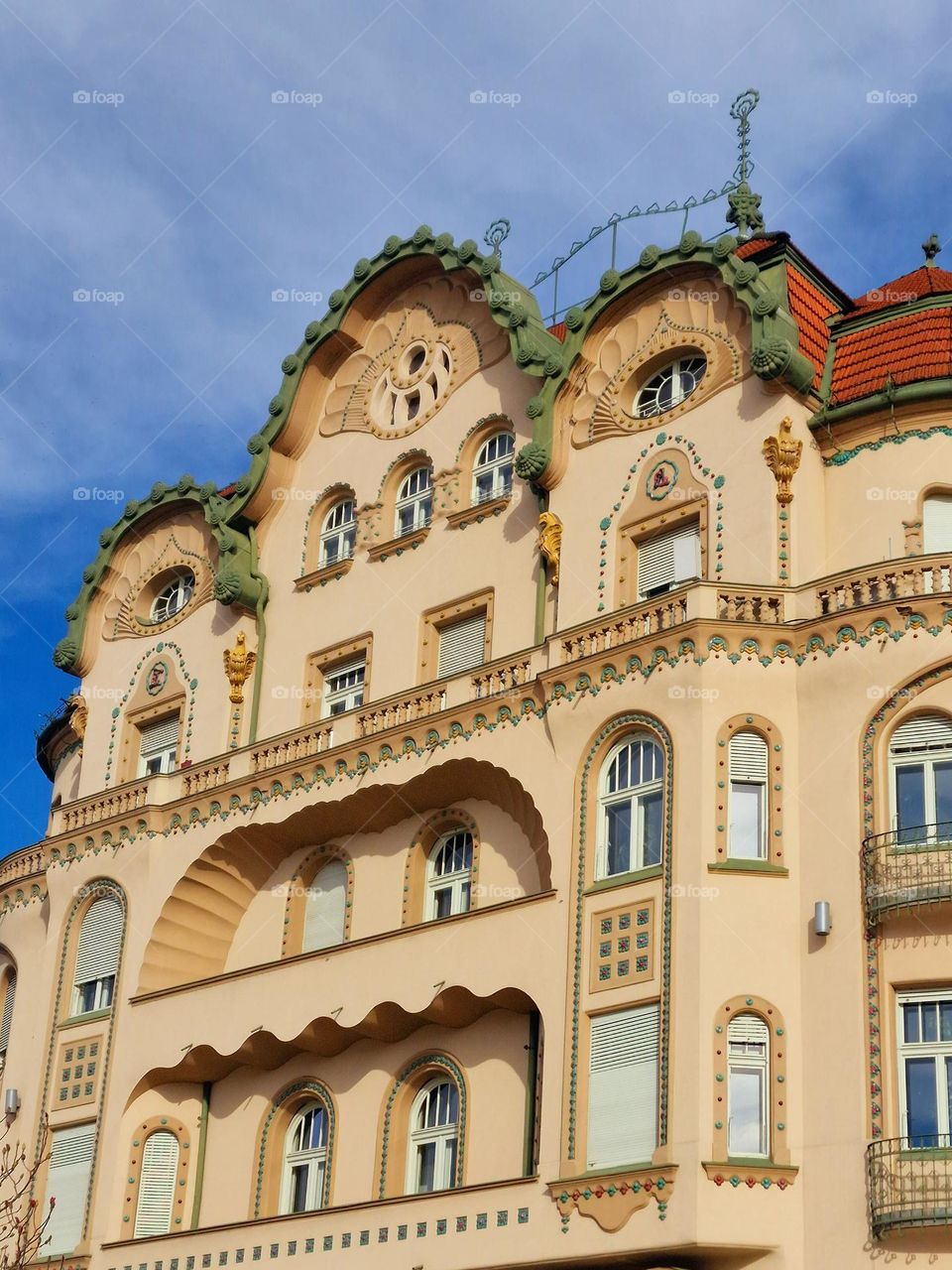 the black eagle palace from Oradea