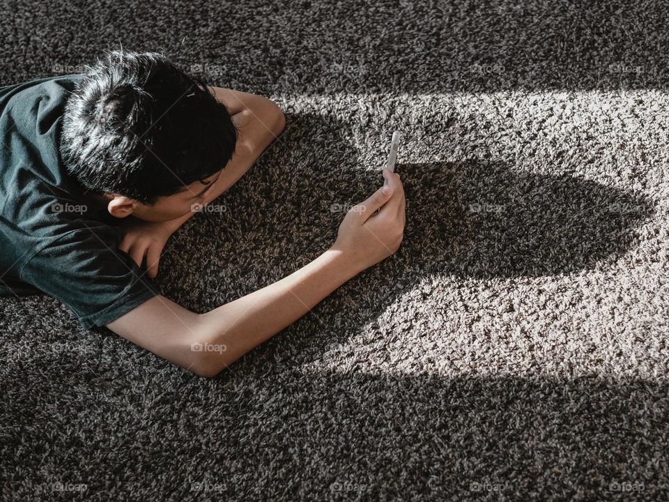 Kids these day ate on the phone all the time