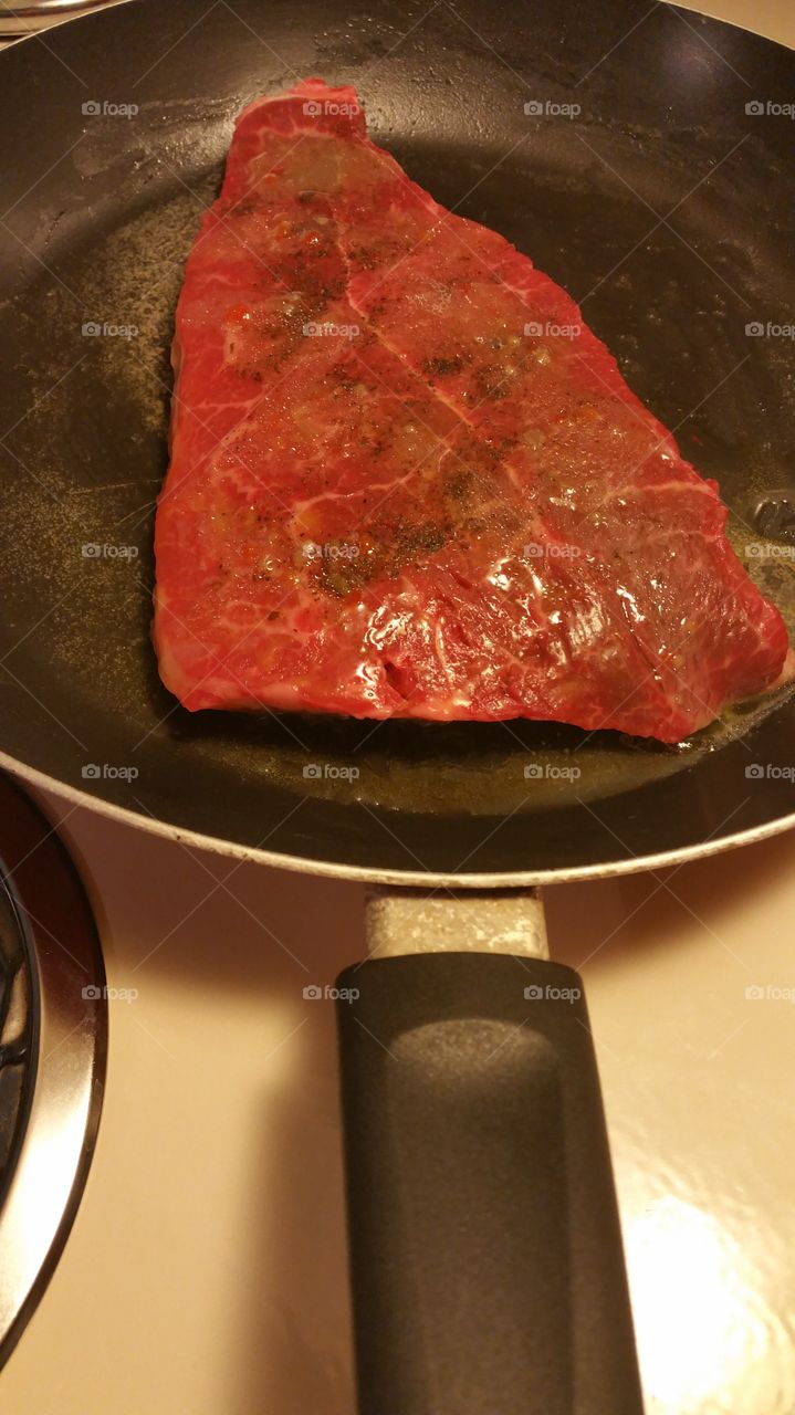 steak half raw
