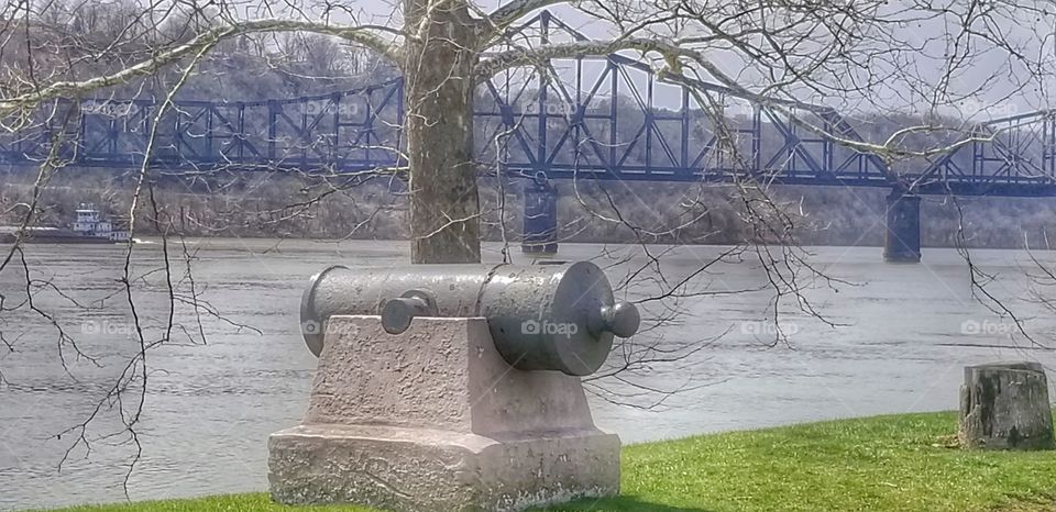 Cannon on the water