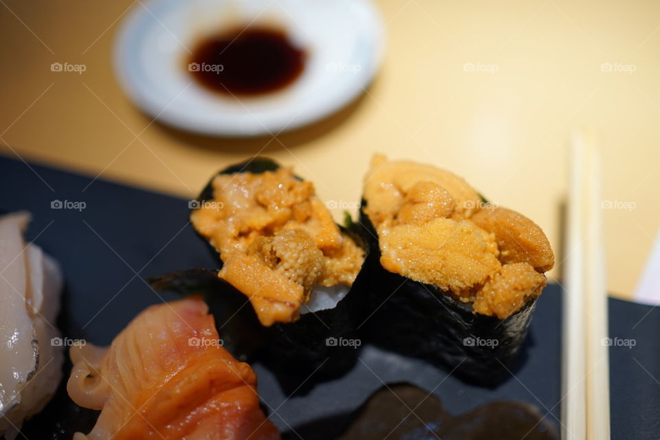 Uni sushi