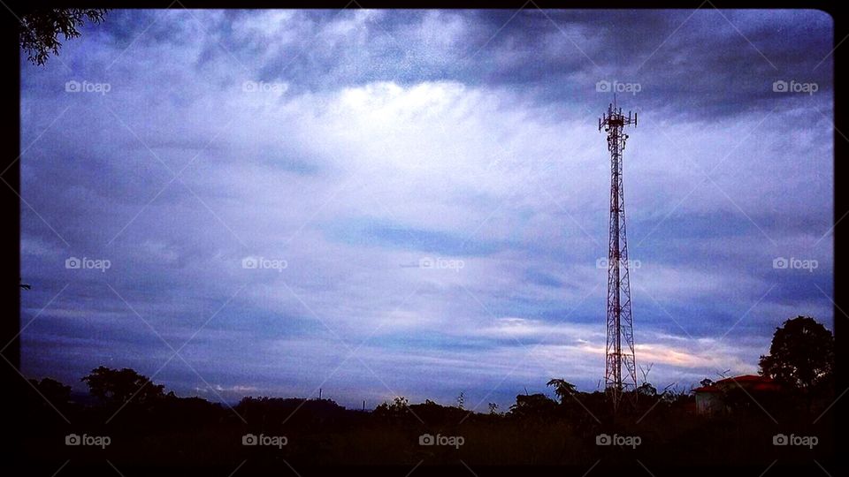 🌅Desperte, Jundiaí!
Ótima 3a feira para todos.
🍃
#sol #sun #sky #céu #photo #nature #morning #alvorada #natureza #horizonte #fotografia #pictureoftheday #paisagem #inspiração #amanhecer #mobgraphy #mobgrafia #Jundiaí #AmoJundiaí 