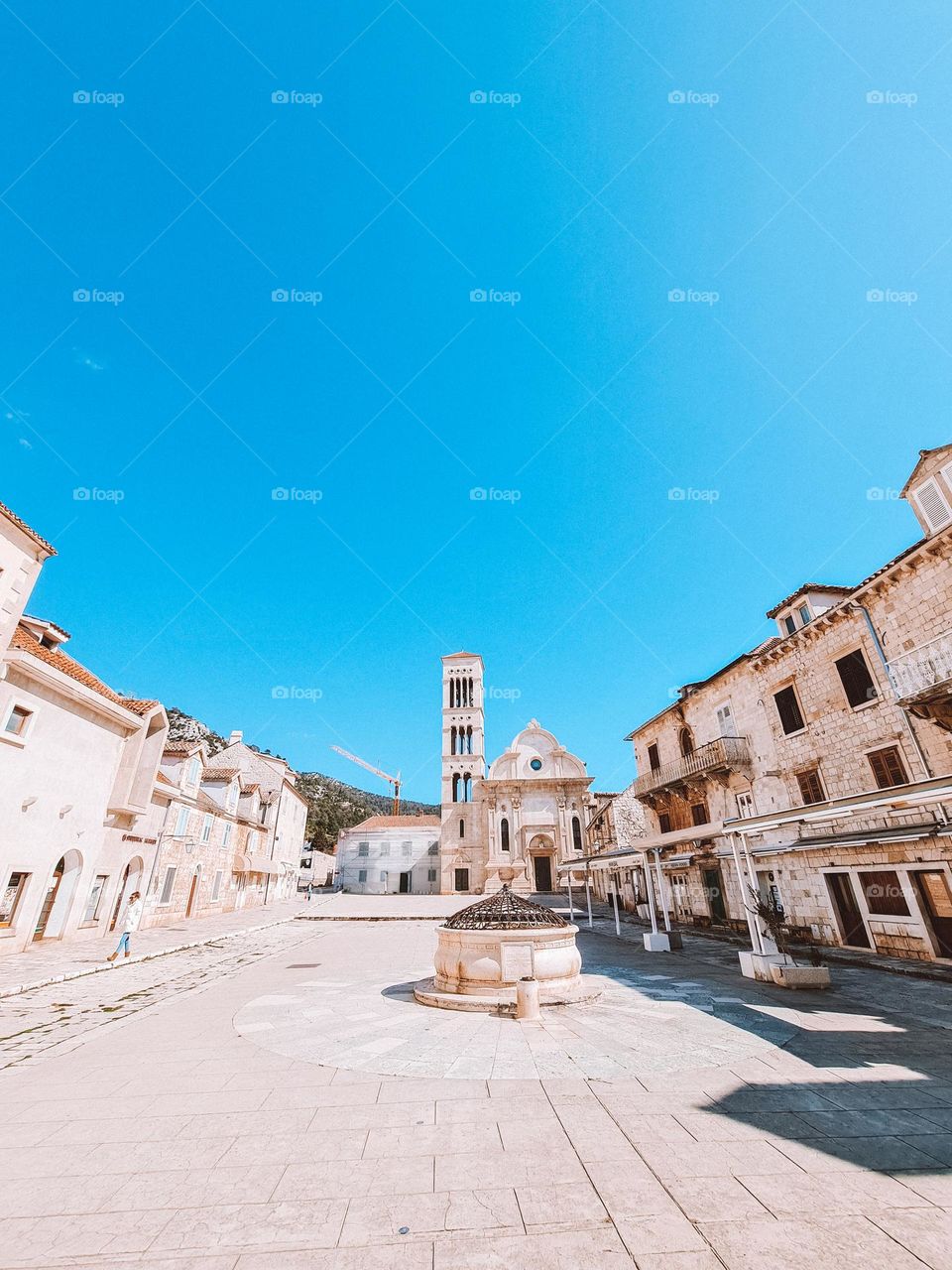 Dare to be different.  Each color in this photo will be experienced differently by each of us.  How beautiful life is.  Is it?