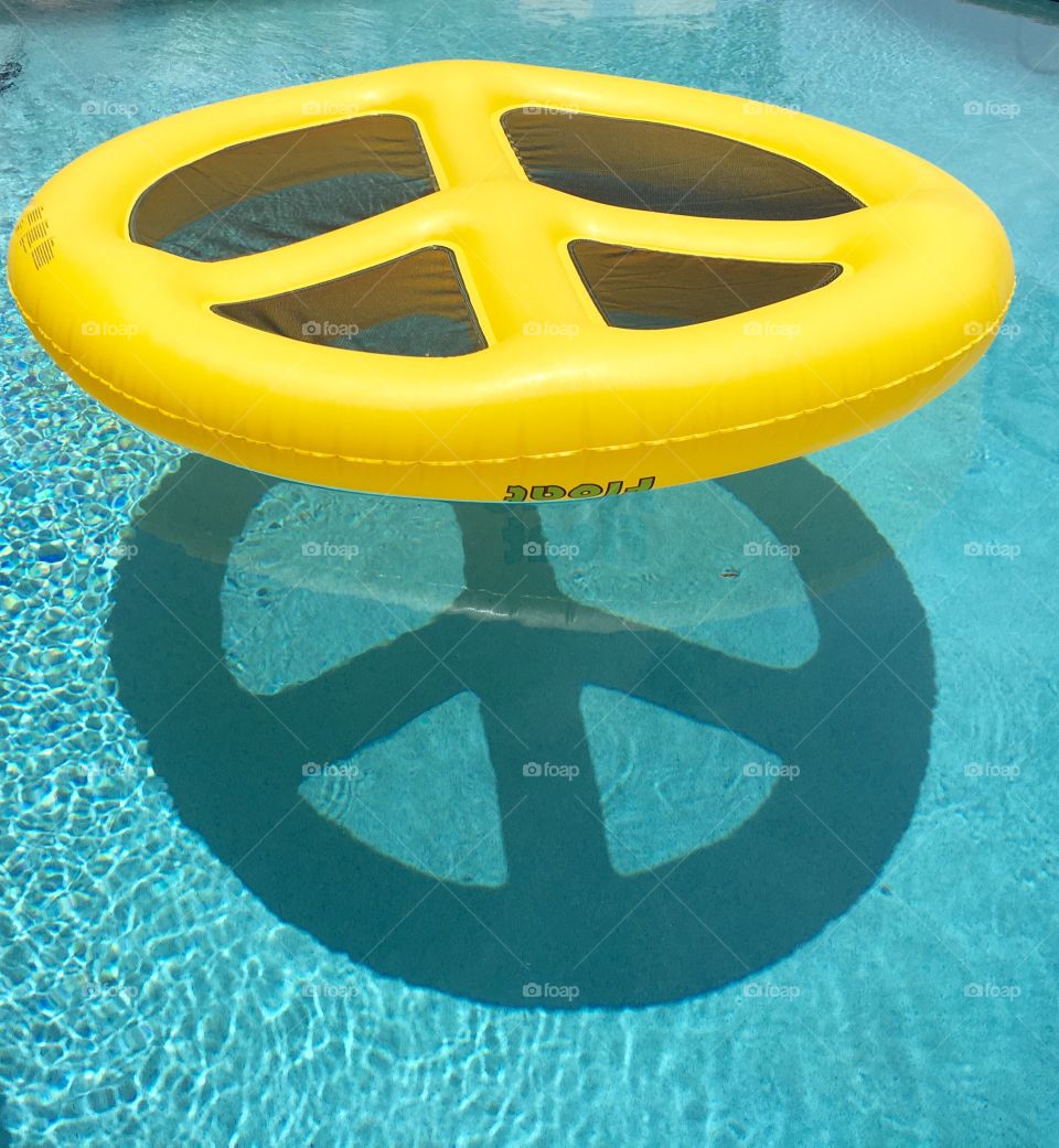 Peace sign raft
