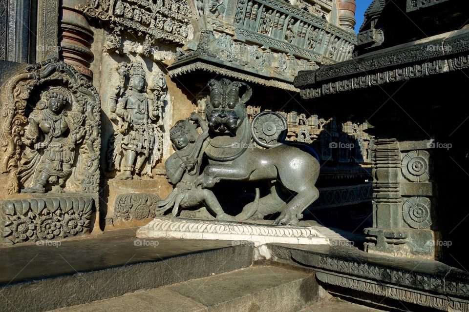 Hoysala art - Emblem - Architecture