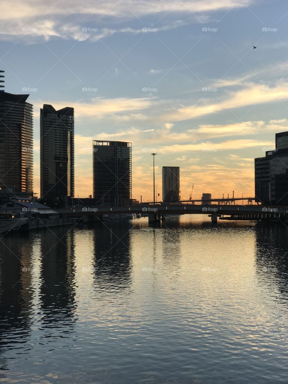 Sunset reflected over the Yarra throws stunning colours over sky & water ..