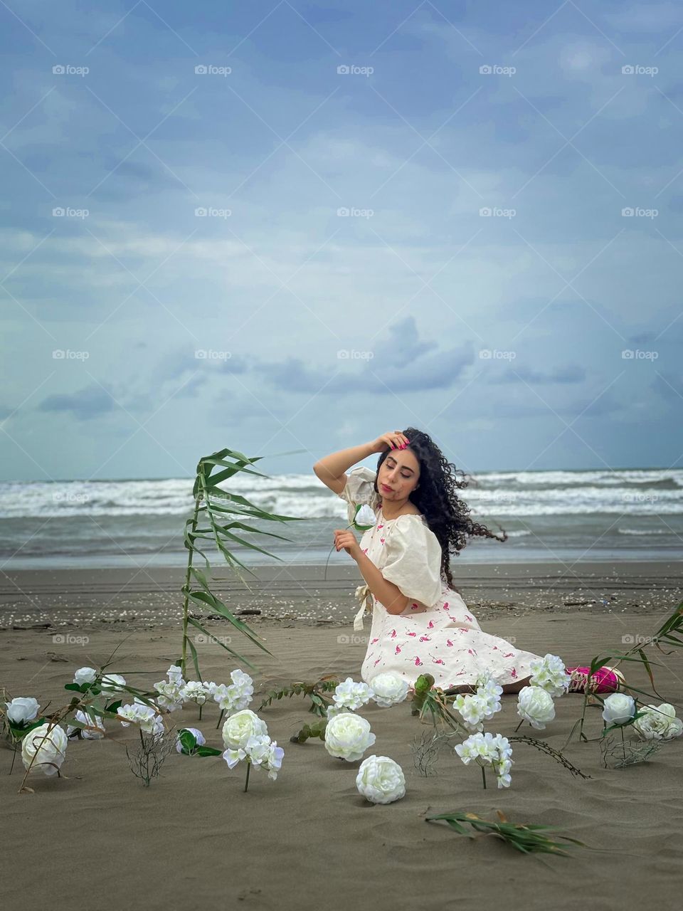 bloom like the waves,fearless and free