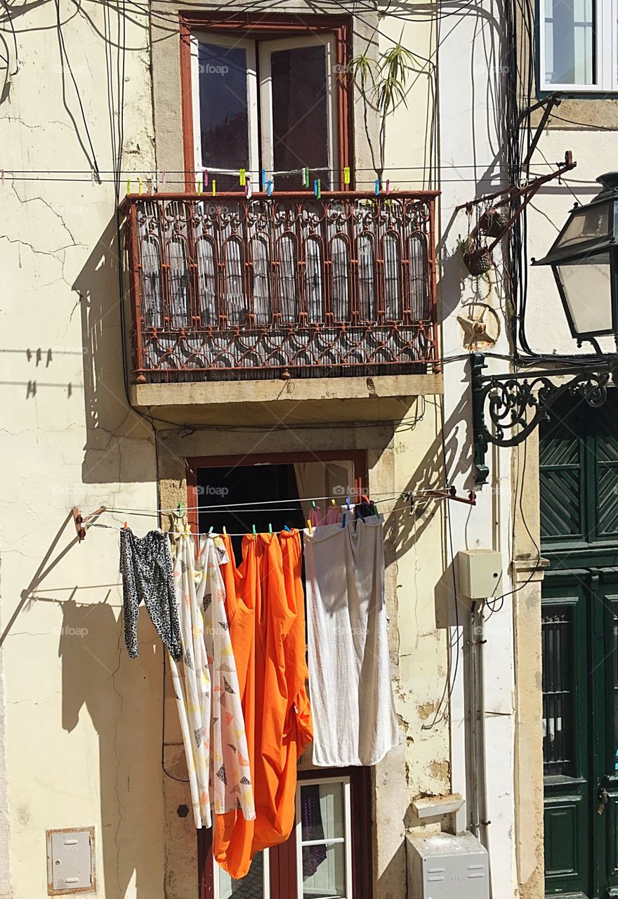 Drying clothes 