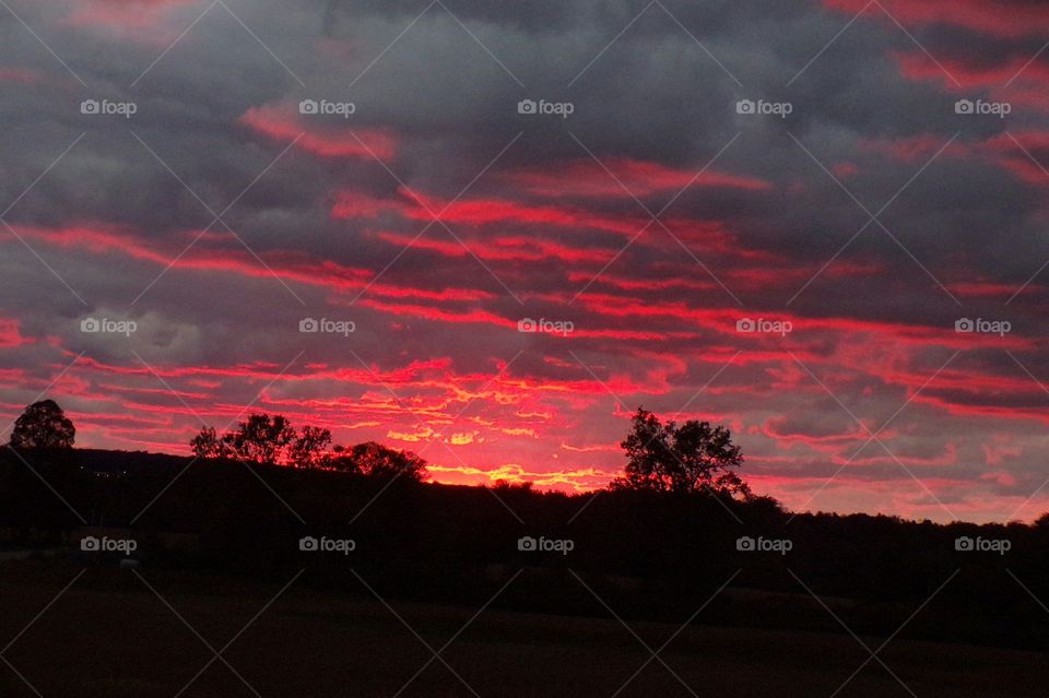 makes you think of lava in the sky.