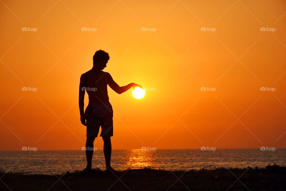 Holding the sun 