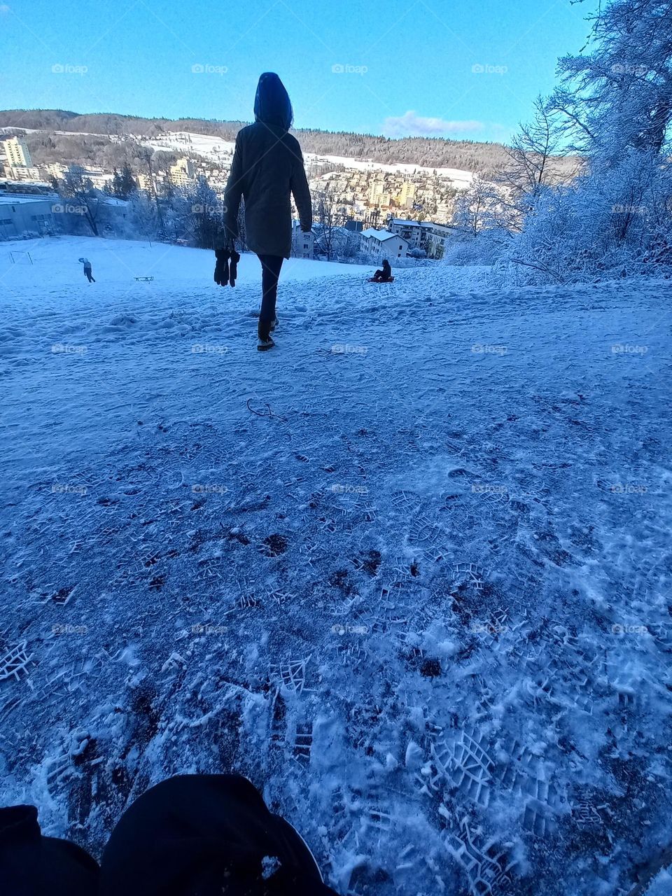 Mulher:  amiga, mãe, esposa,  filha,  irmã, estudante,  tia, sobrinha, do lar, executiva, e muitas outras funções ....  O objetivo do Empoderamento feminino é promover a força da mulher