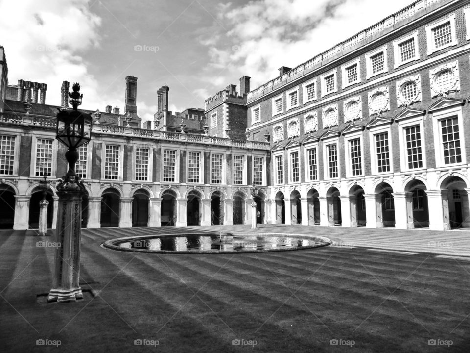 Hampton Court Palace. The "new" wing of the palace in the baroque style. 